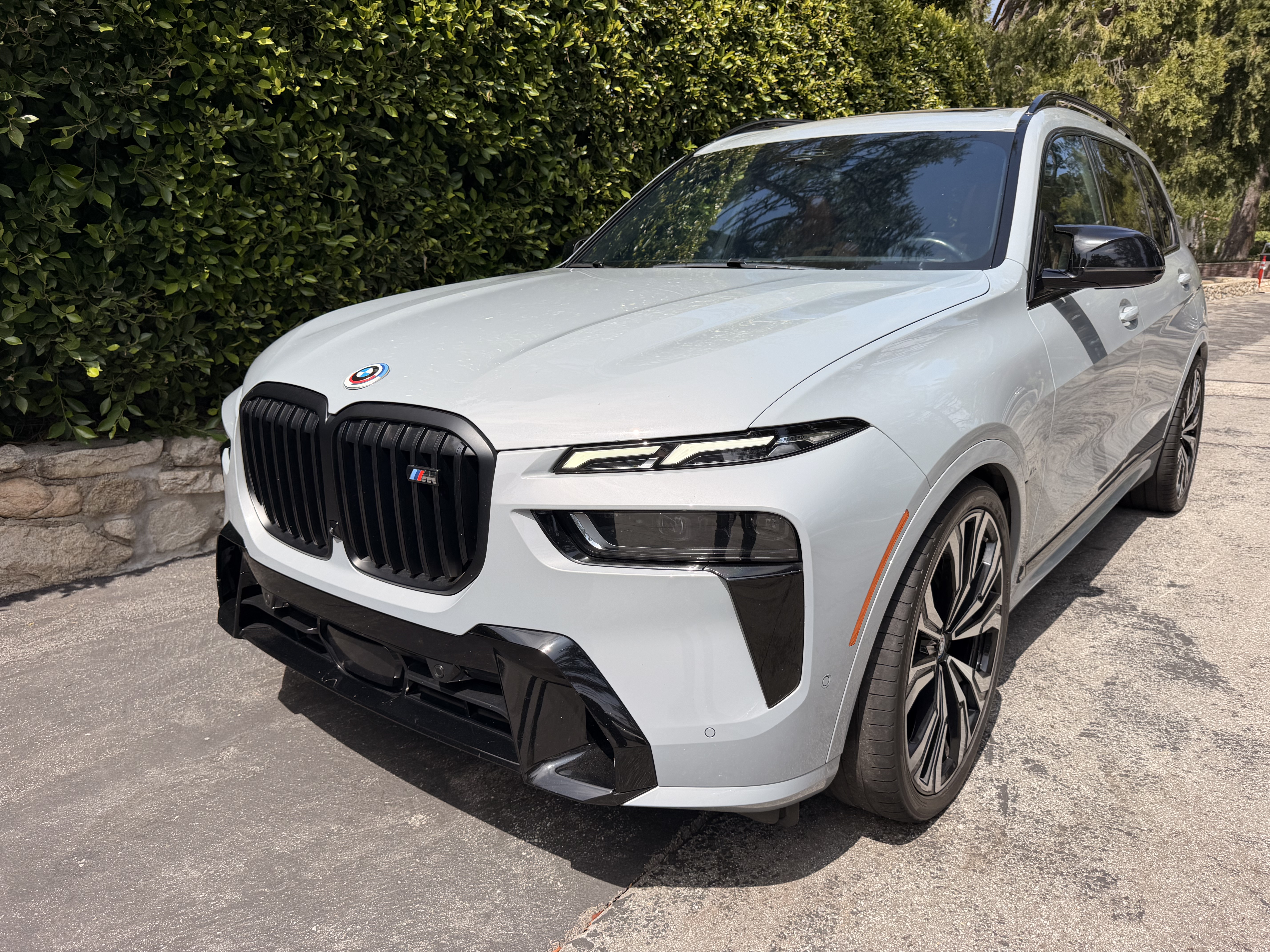 Used 2023 BMW X7 M60i w/ Executive Package AWD/4WD image 1