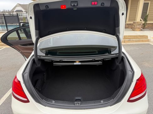 Used 2017 Mercedes-Benz E 300 E 300 Sedan 4D image 11