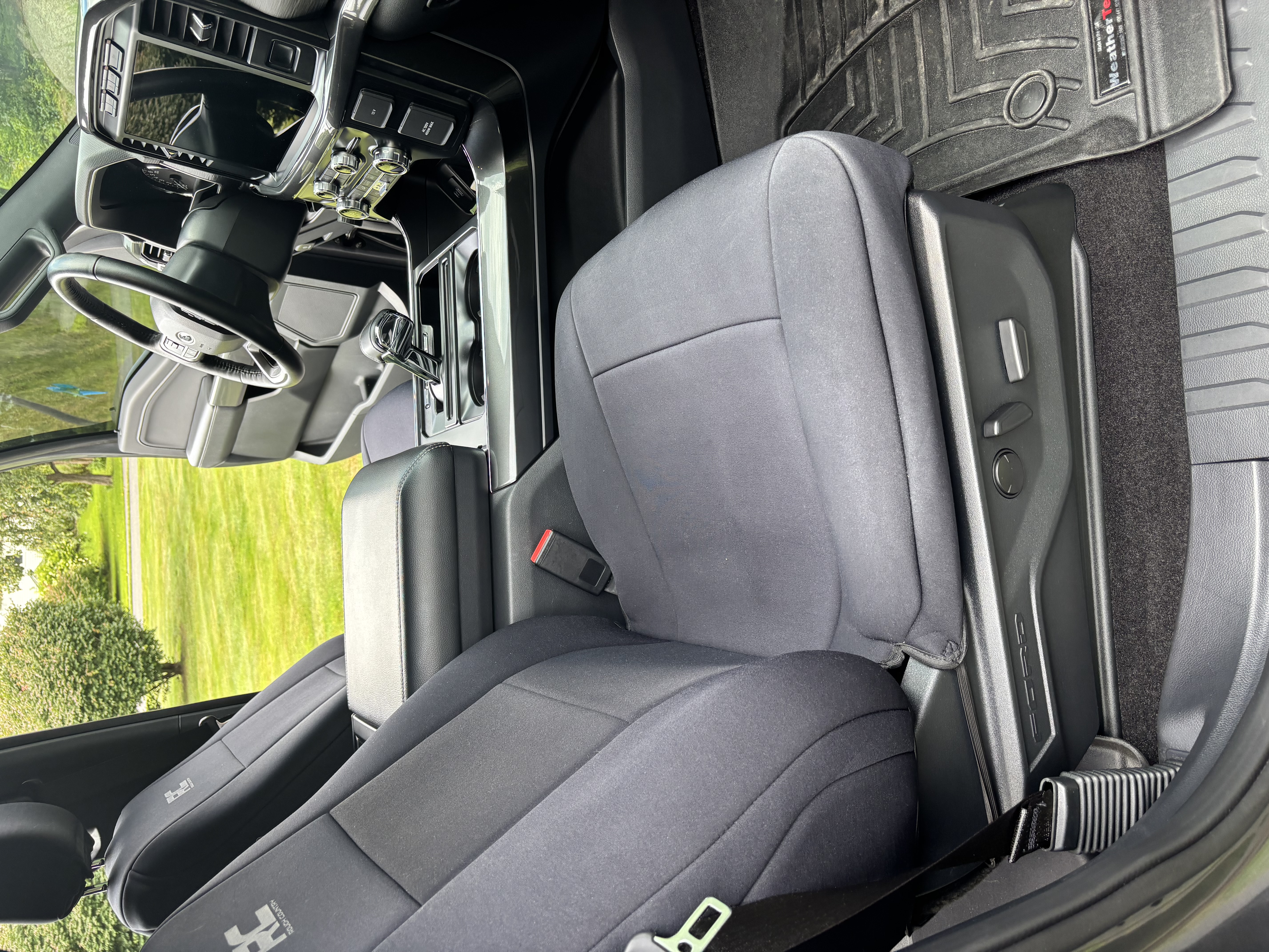 Used 2022 Ford F150 XLT w/ Equipment Group 302A High AWD/4WD image 11