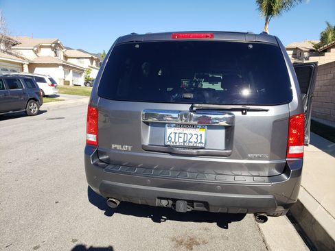 Used 2011 Honda Pilot Touring image 4