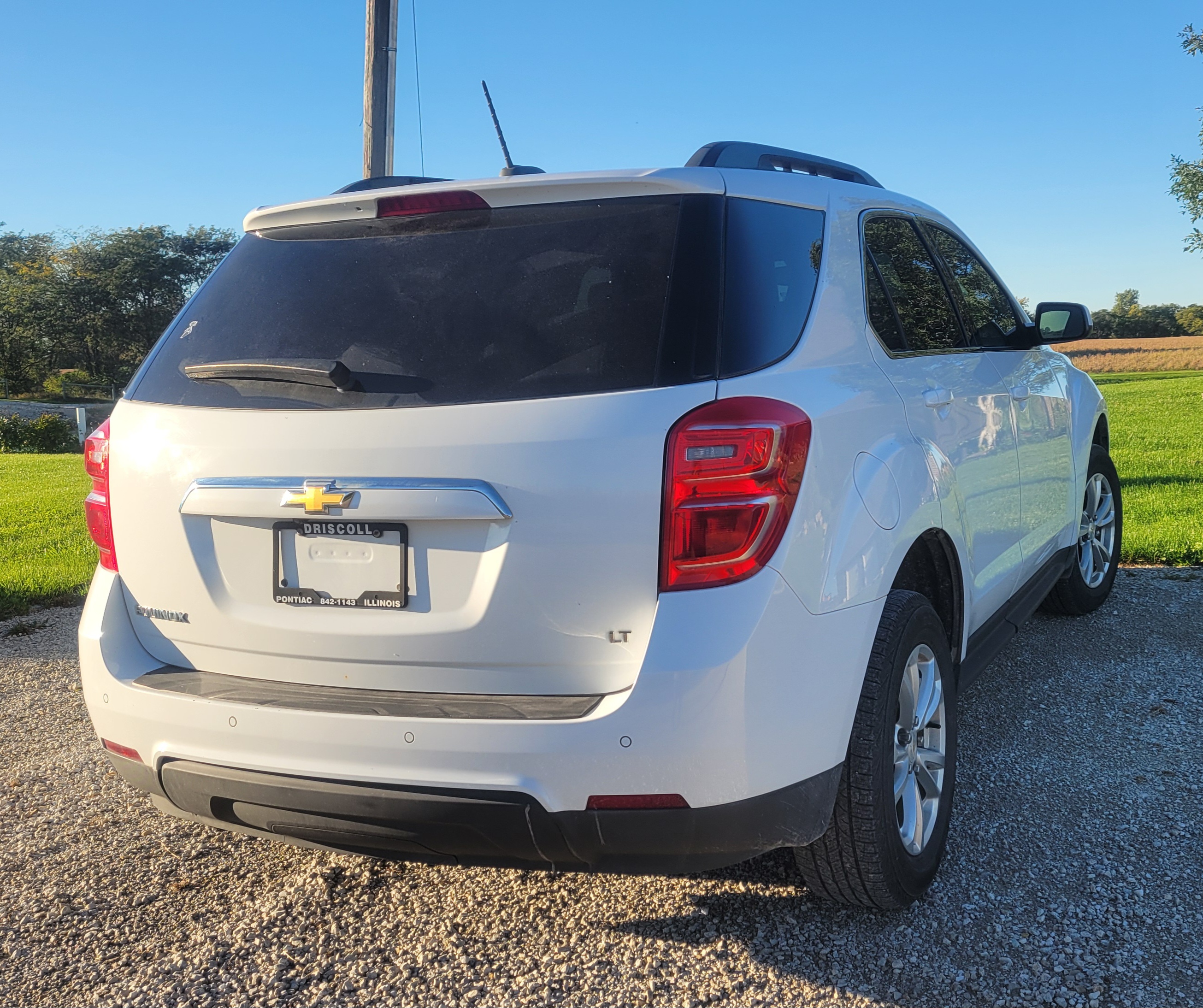 Used 2017 Chevrolet Equinox LT w/ Convenience Package FWD image 4
