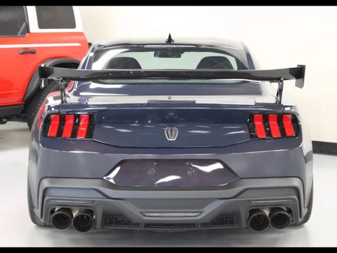 Used 2024 Ford Mustang Dark Horse image 11
