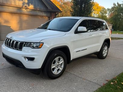 Used 2017 Jeep Grand Cherokee Laredo w/ Quick Order Package 23E