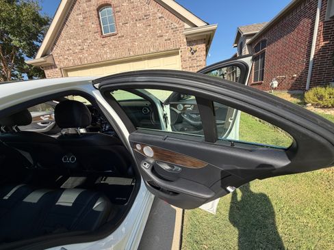 Used 2015 Mercedes-Benz C 400 4MATIC image 15