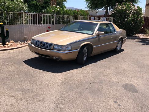 Used 1999 Cadillac Eldorado w/ Comfort/Convenience Pkg image 1