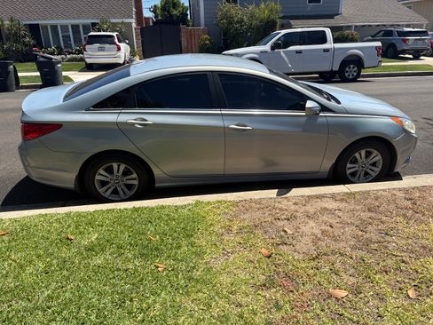 Used 2011 Hyundai Sonata GLS w/ Popular Equipment Pkg 2 FWD image 12