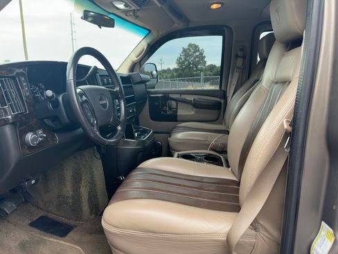 Used 2014 GMC Savana 1500 RWD image 12