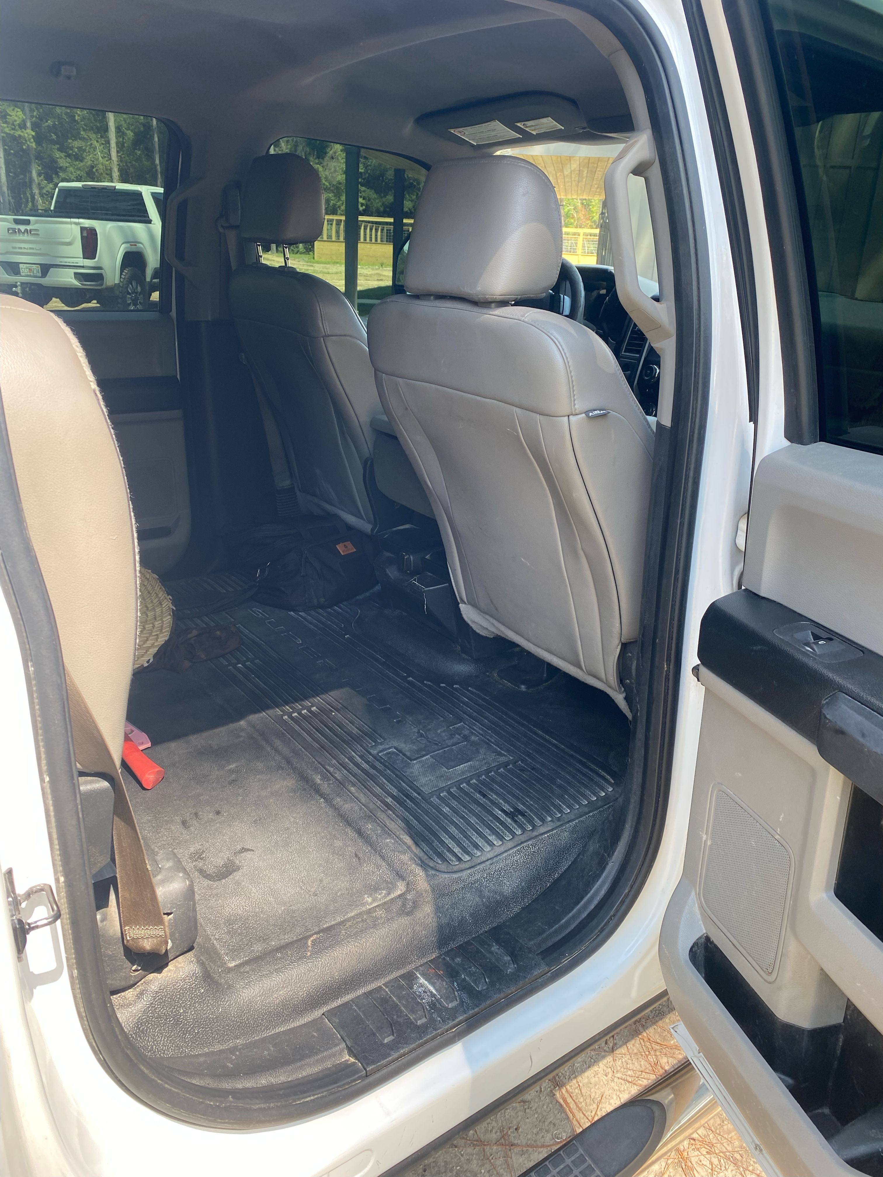 Used 2017 Ford F250 XL w/ Power Equipment Group AWD/4WD image 8