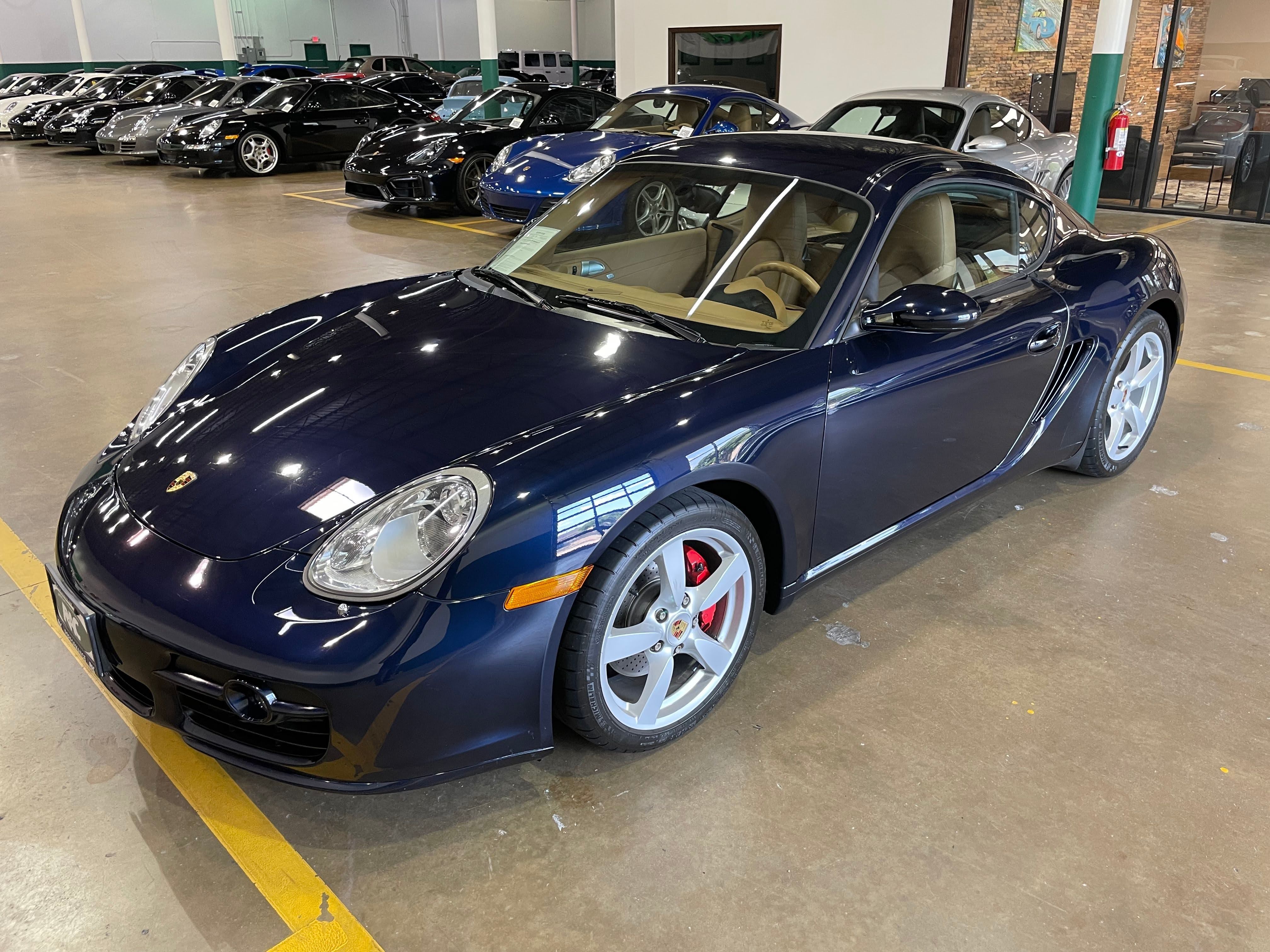 Used 2007 Porsche Cayman S RWD image 9