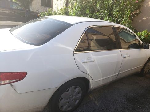 Used 2003 Honda Accord LX image 4