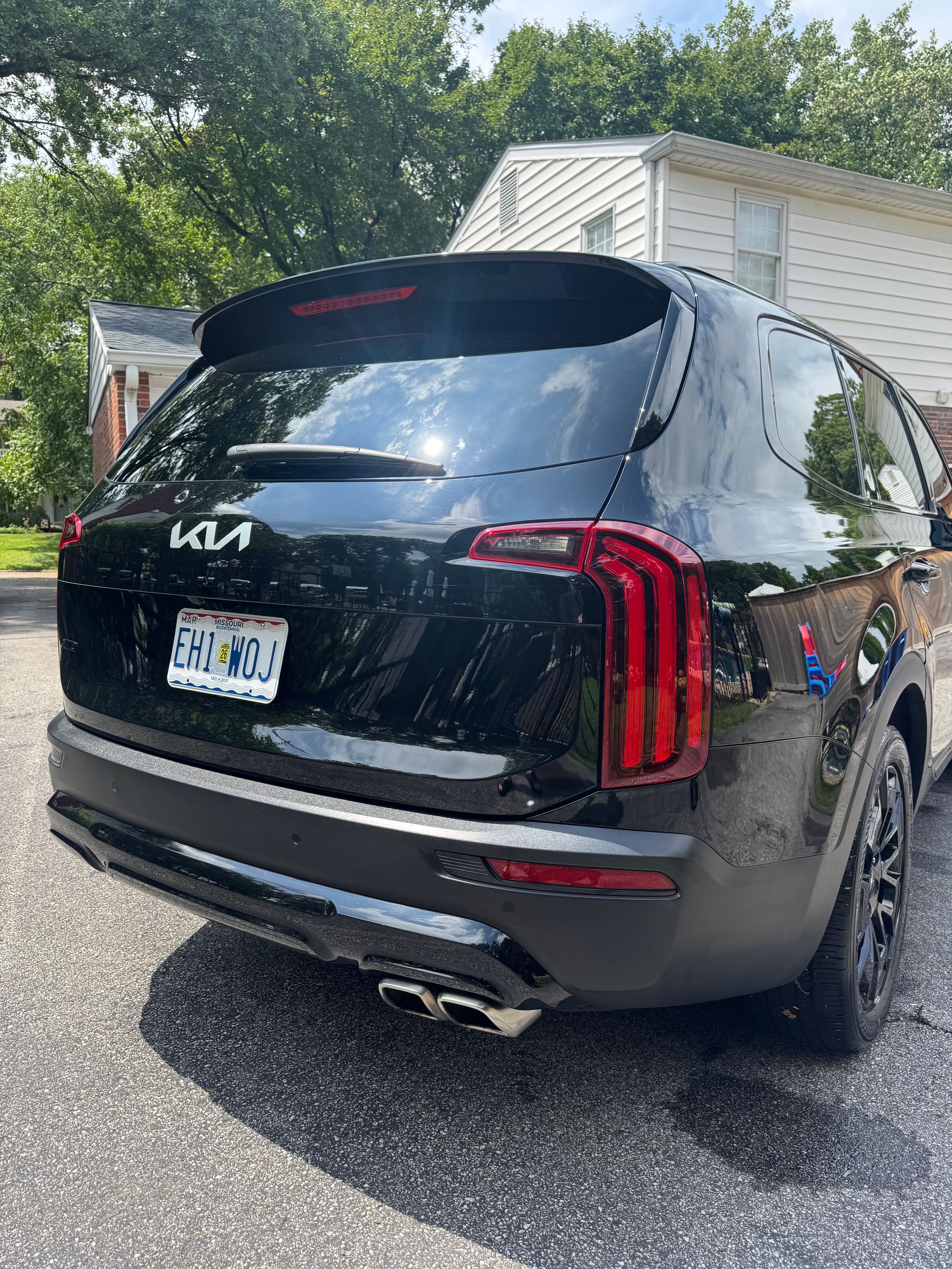 Used 2022 Kia Telluride SX w/ Nightfall Edition Package AWD/4WD image 17