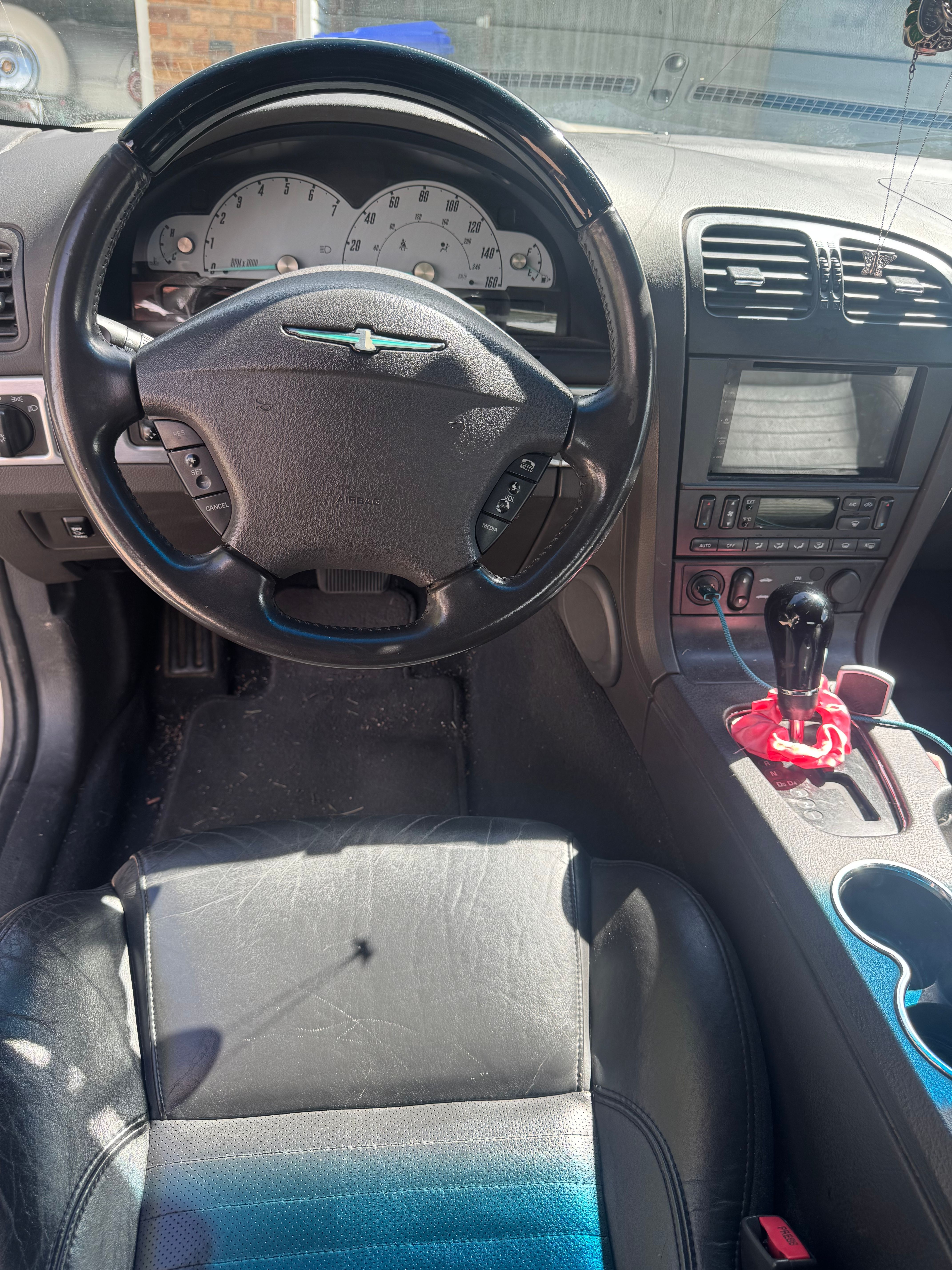 Used 2002 Ford Thunderbird RWD image 11