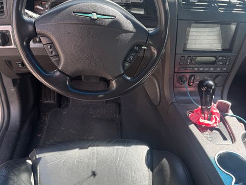 Used 2002 Ford Thunderbird RWD image 11