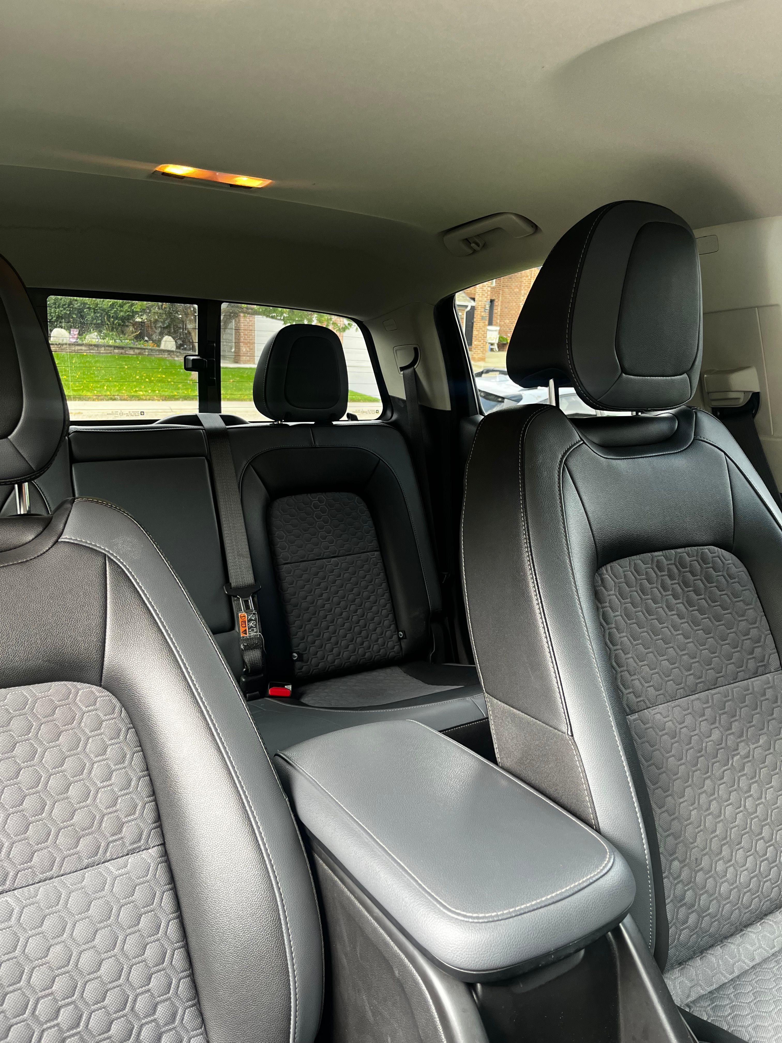 Used 2017 Chevrolet Colorado Z71 AWD/4WD image 16