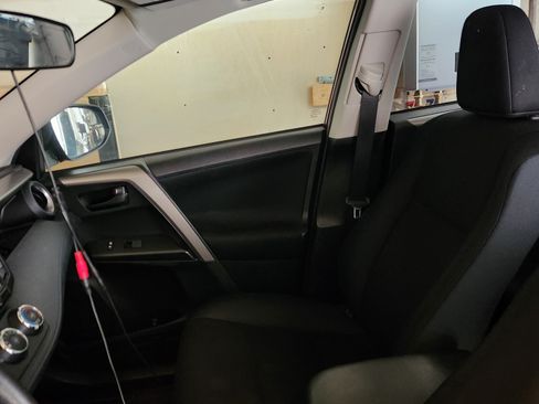 Used 2018 Toyota RAV4 LE w/ All Weather Liner Package image 16