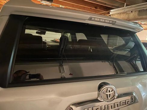 Used 2024 Toyota 4Runner Limited AWD/4WD image 7
