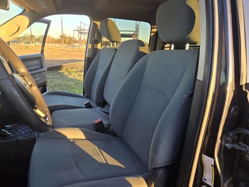 Used 2018 RAM 3500 Tradesman w/ Popular Equipment Group image 18