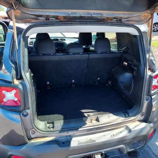 Used 2016 Jeep Renegade Latitude AWD/4WD image 6