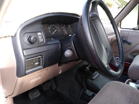 Used 1996 Ford Bronco AWD/4WD image 5