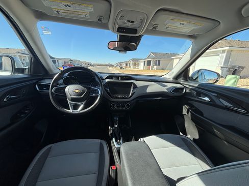 Used 2021 Chevrolet TrailBlazer LT image 5