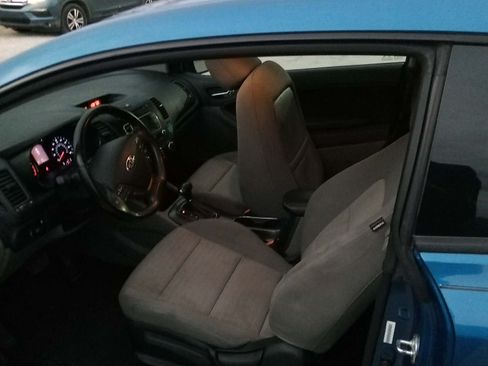 Used 2014 Kia Forte Koup EX FWD image 2