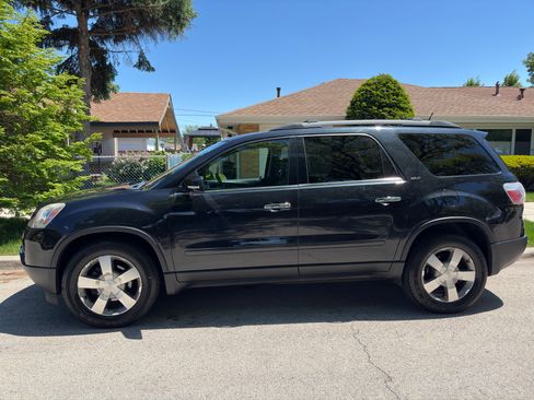 Used 2012 GMC Acadia SLT AWD/4WD image 1
