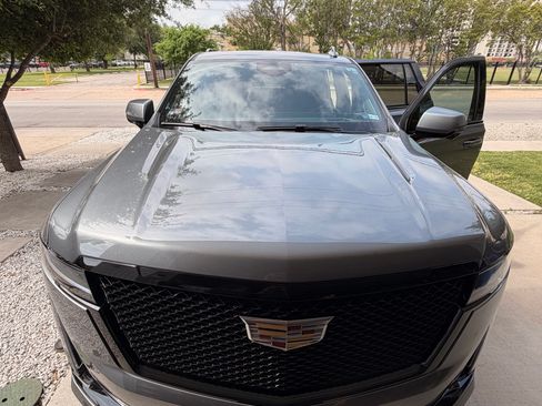 Used 2021 Cadillac Escalade Sport Platinum image 11