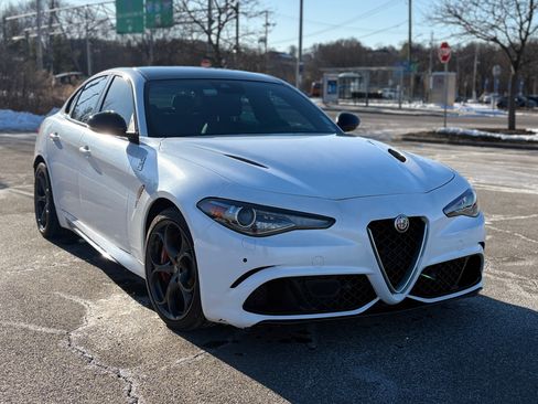 Used 2019 Alfa Romeo Giulia Quadrifoglio w/ Driver Assist Dynamic Package image 1