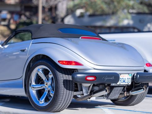 Used 2000 Plymouth Prowler image 14