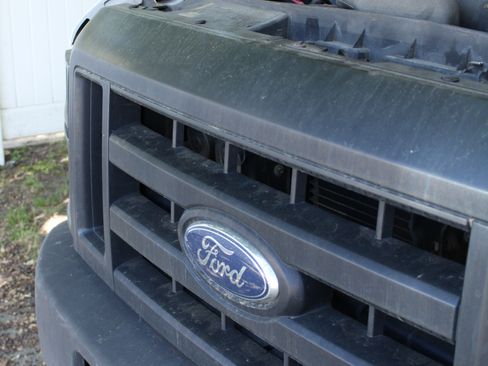 Used 2009 Ford E-250 and Econoline 250 RWD image 27