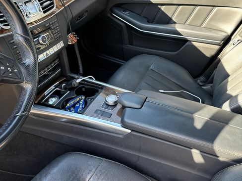 Used 2015 Mercedes-Benz E 400 Sedan image 12