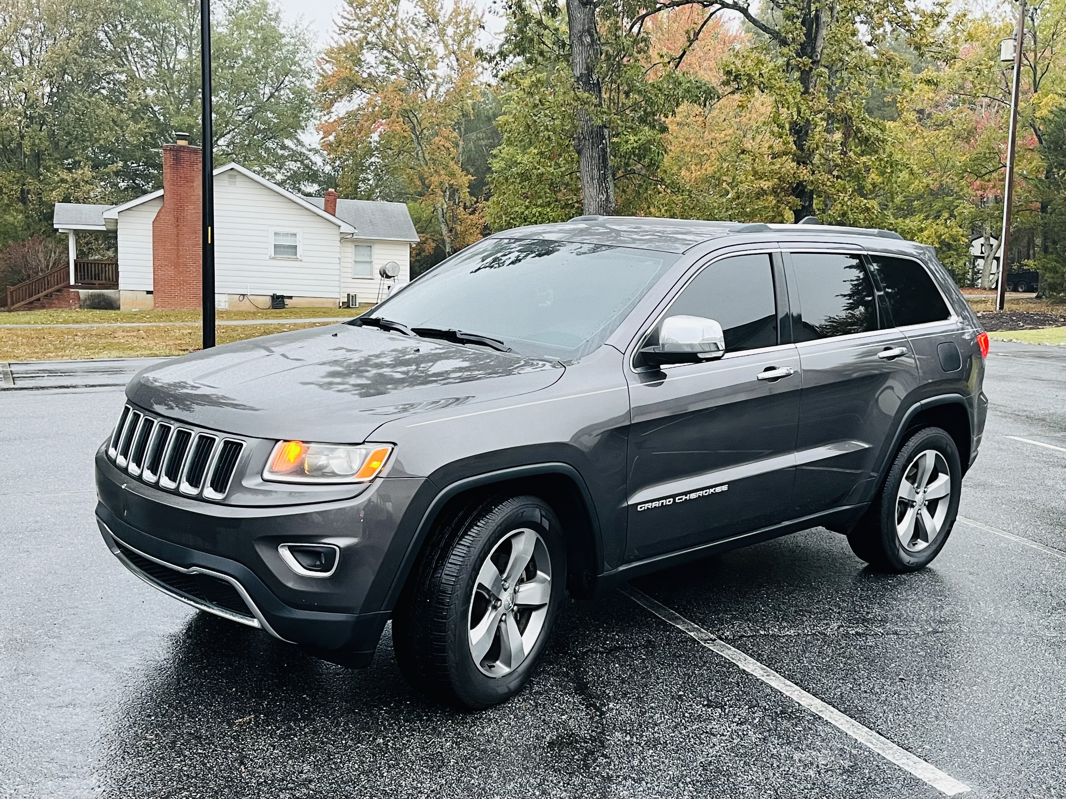 Used 2014 Jeep Grand Cherokee Limited w/ Trailer Tow Group IV AWD/4WD image 1