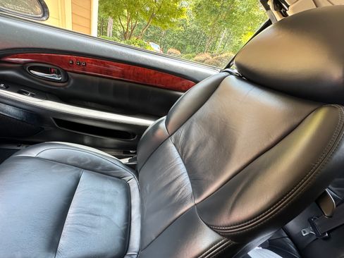 Used 2002 Lexus SC 430 Convertible image 26