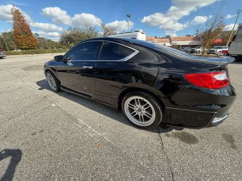 Used 2015 Honda Accord EX-L image 2