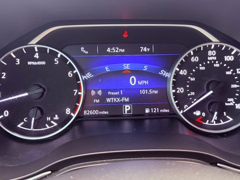 Used 2017 Nissan Maxima 3.5 SL image 9