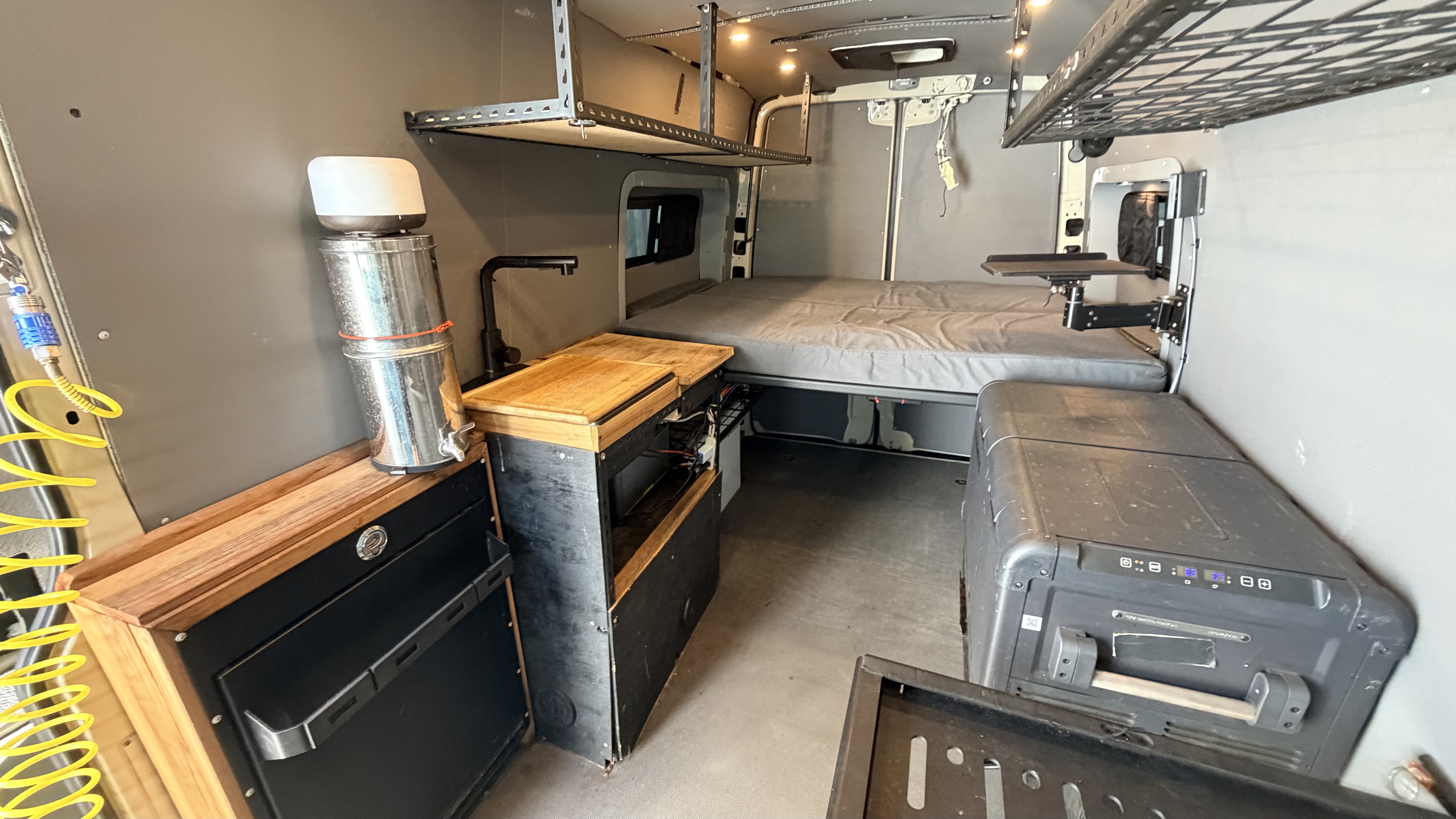 Used 2022 Mercedes-Benz Sprinter 2500 image 15