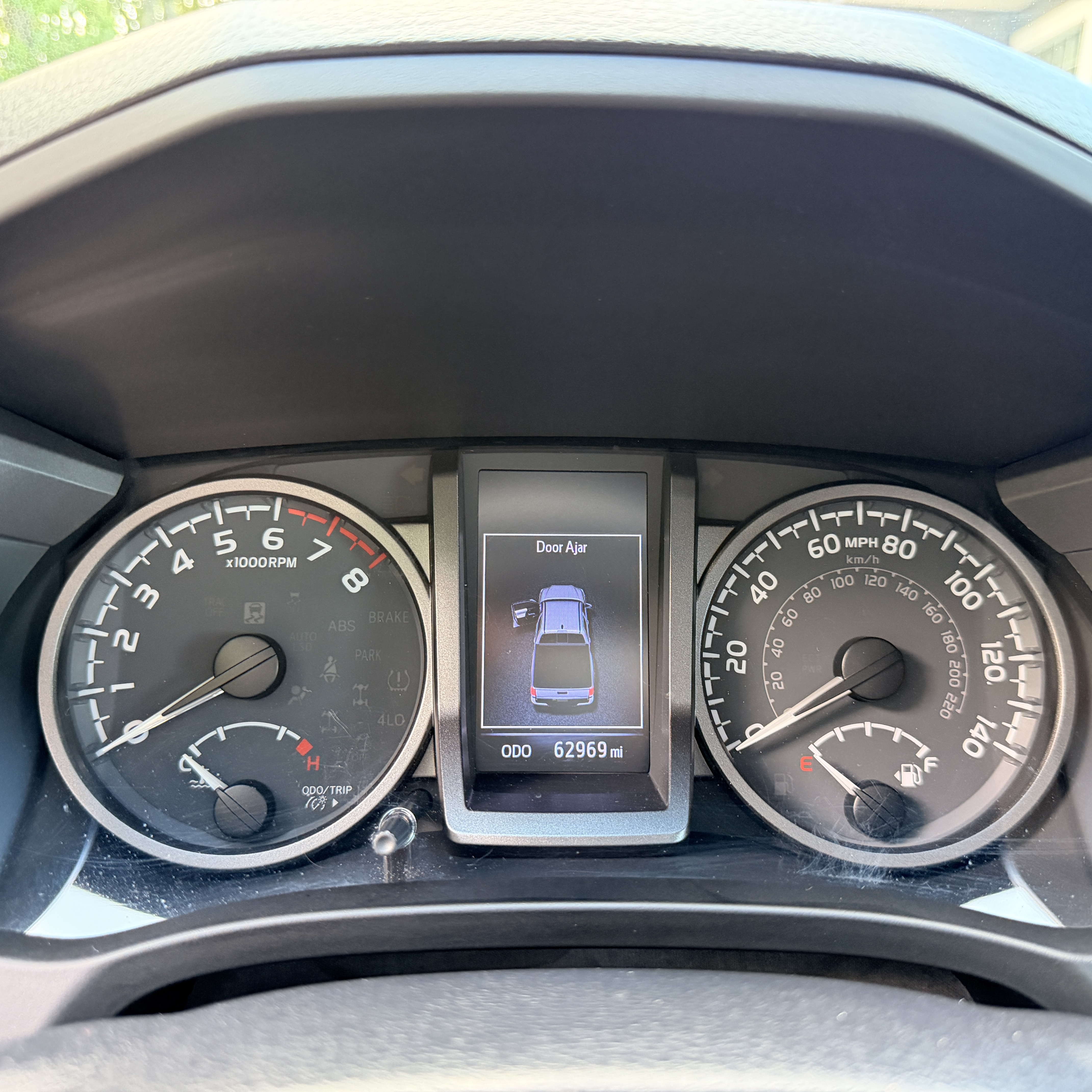 Used 2021 Toyota Tacoma TRD Off-Road w/ Technology Package RWD image 11