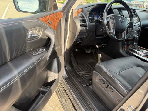 Used 2019 Nissan Armada SL w/ Premium Package AWD/4WD image 10