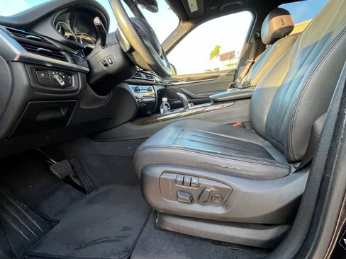 Used 2018 BMW X5 xDrive35d image 9