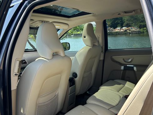 Used 2014 Volvo XC90 3.2 image 5