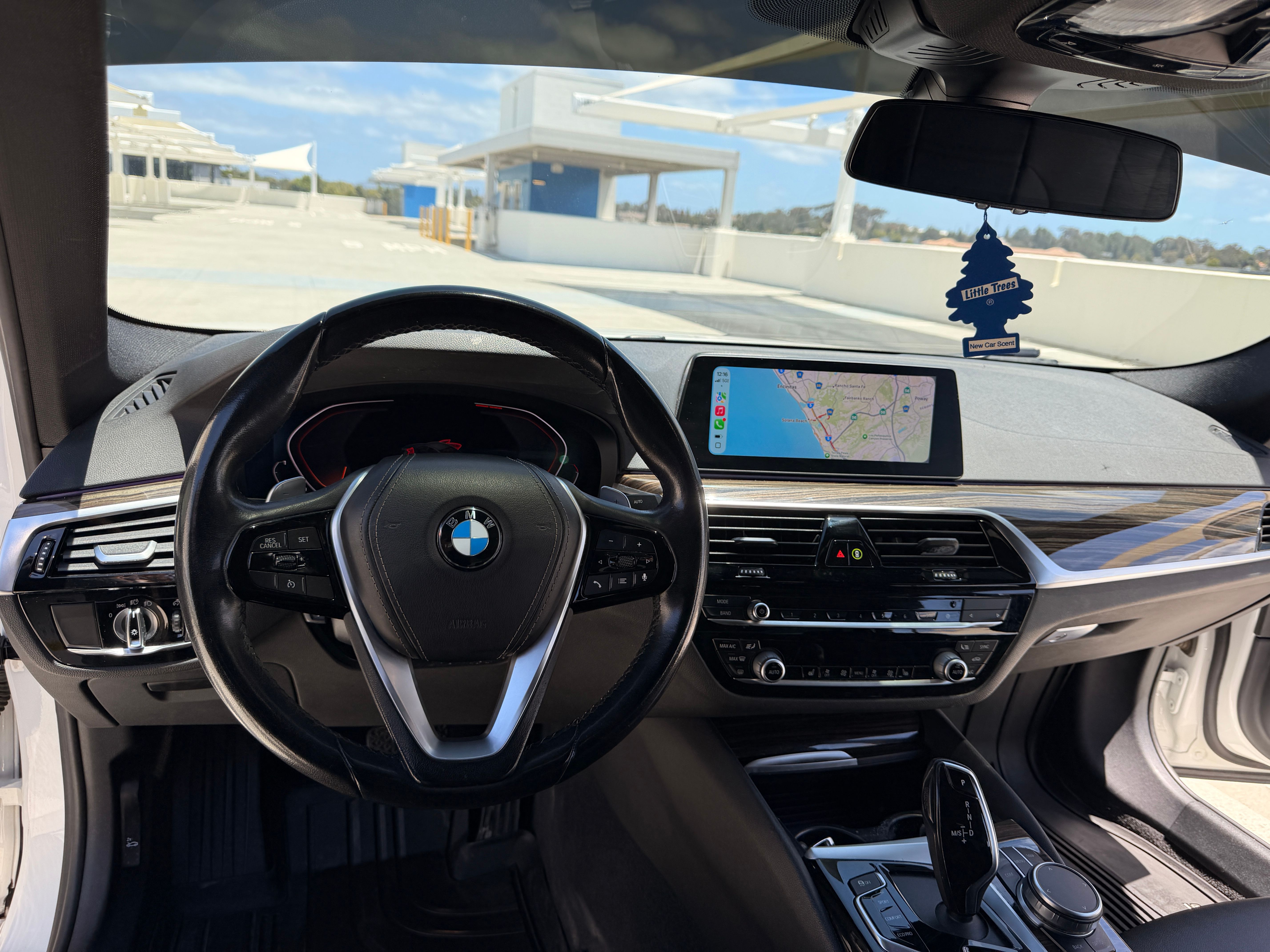 Used 2020 BMW 530i w/ Convenience Package RWD image 13