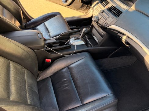 Used 2010 Honda Accord EX-L image 13