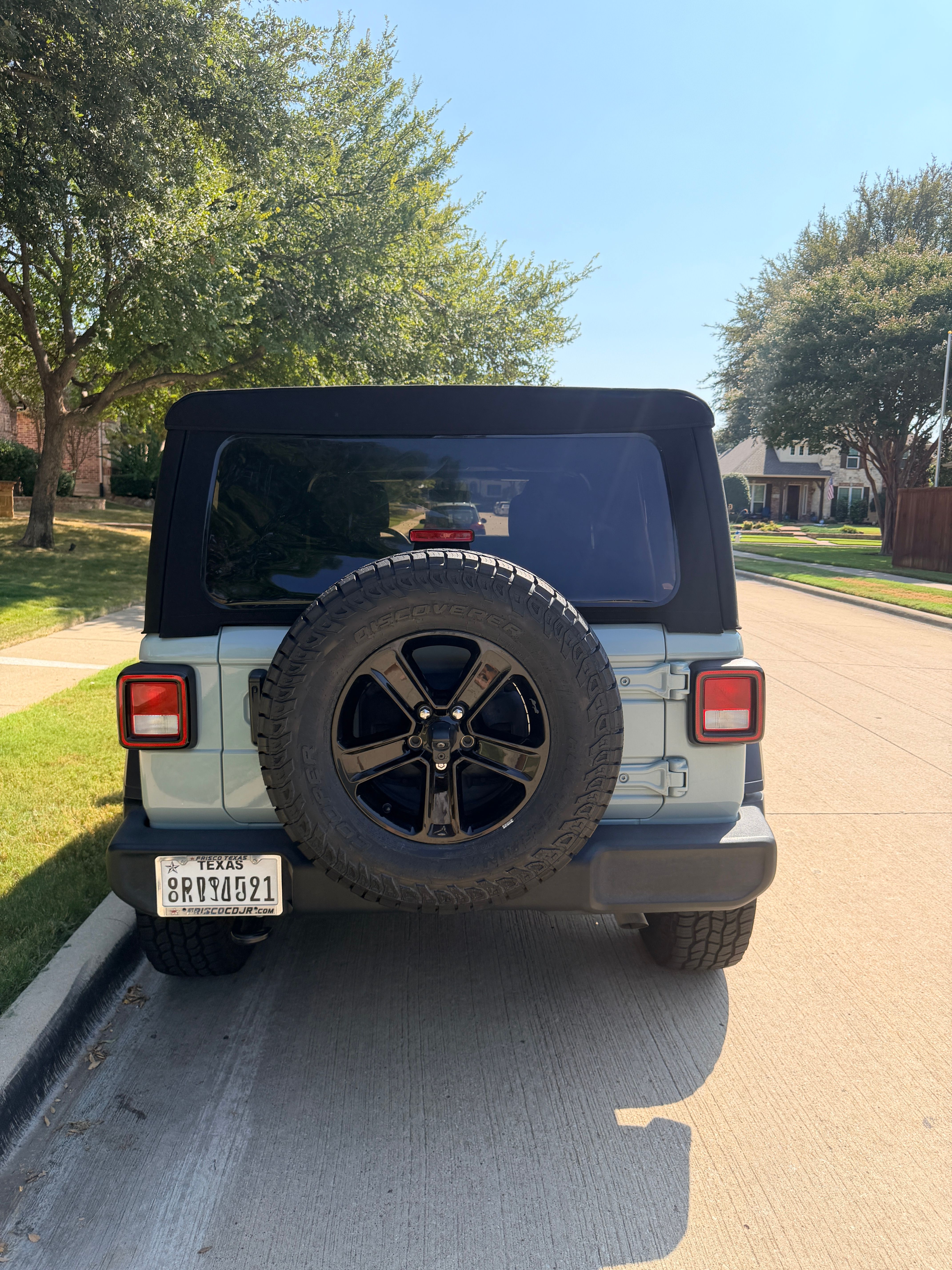 Used 2023 Jeep Wrangler Unlimited Sport AWD/4WD image 5
