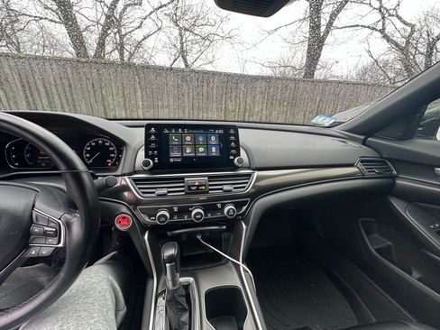 Used 2021 Honda Accord Sport image 9