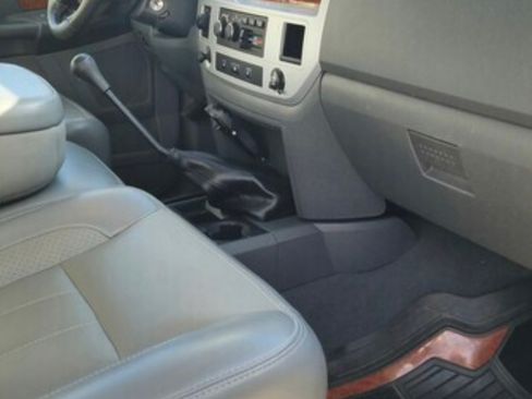 Used 2006 Dodge Ram 3500 Truck Laramie w/ Protection Group AWD/4WD image 16