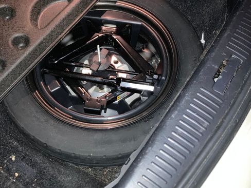 Used 2011 Cadillac STS image 11