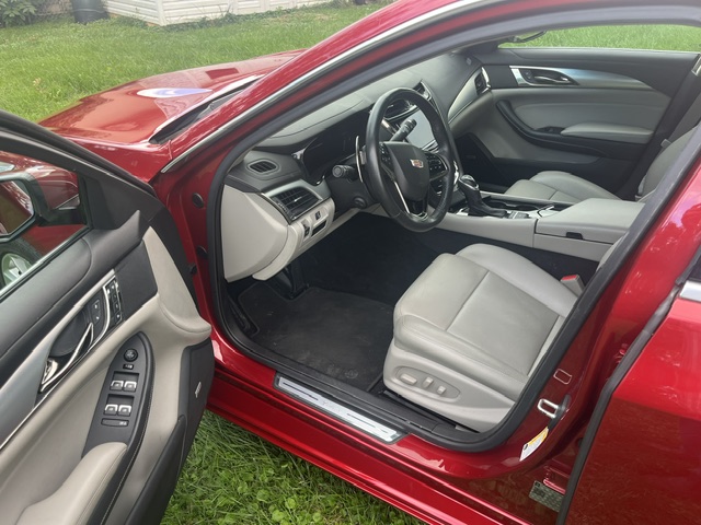 Used 2019 Cadillac CTS AWD Sedan w/ Seating Package image 10