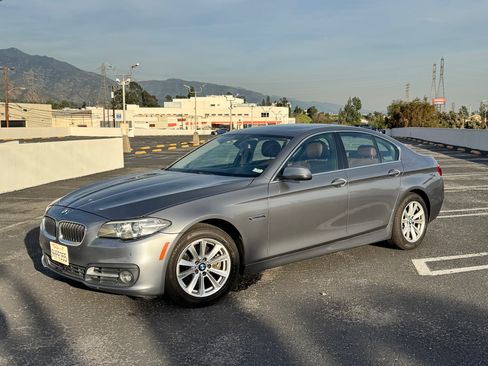 Used 2015 BMW 528i xDrive 528i xDrive Sedan 4D image 4