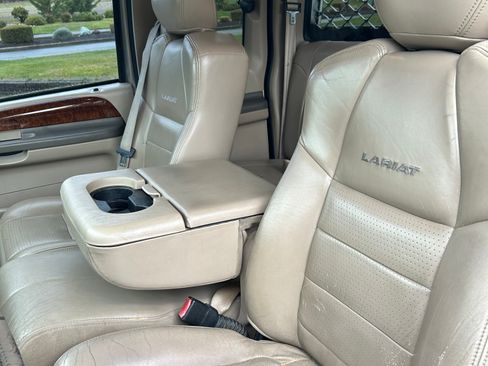 Used 2003 Ford F350 Lariat image 13