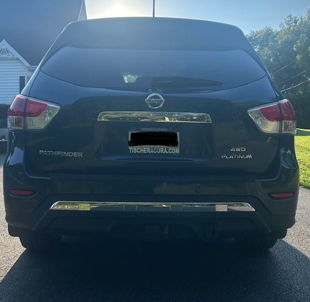 Used 2016 Nissan Pathfinder Platinum AWD/4WD image 11
